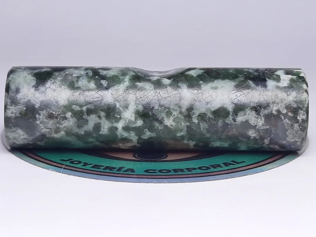 Septum nariguera en piedra verde chalchihuitl - Mandar a fabricar