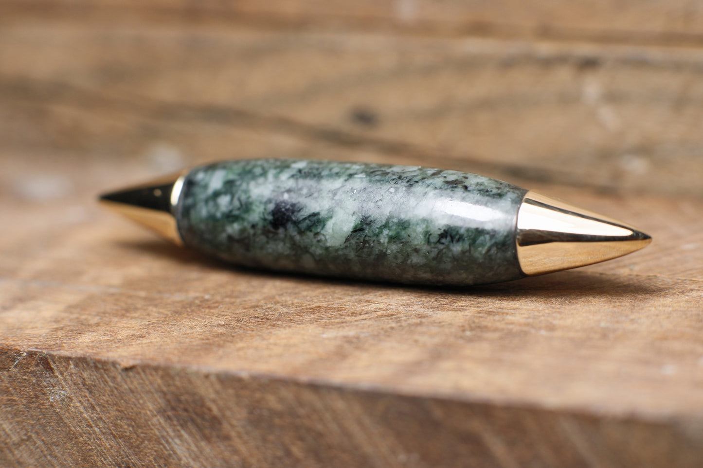 Guatemalan jade septum spike with gold tips - Made to order