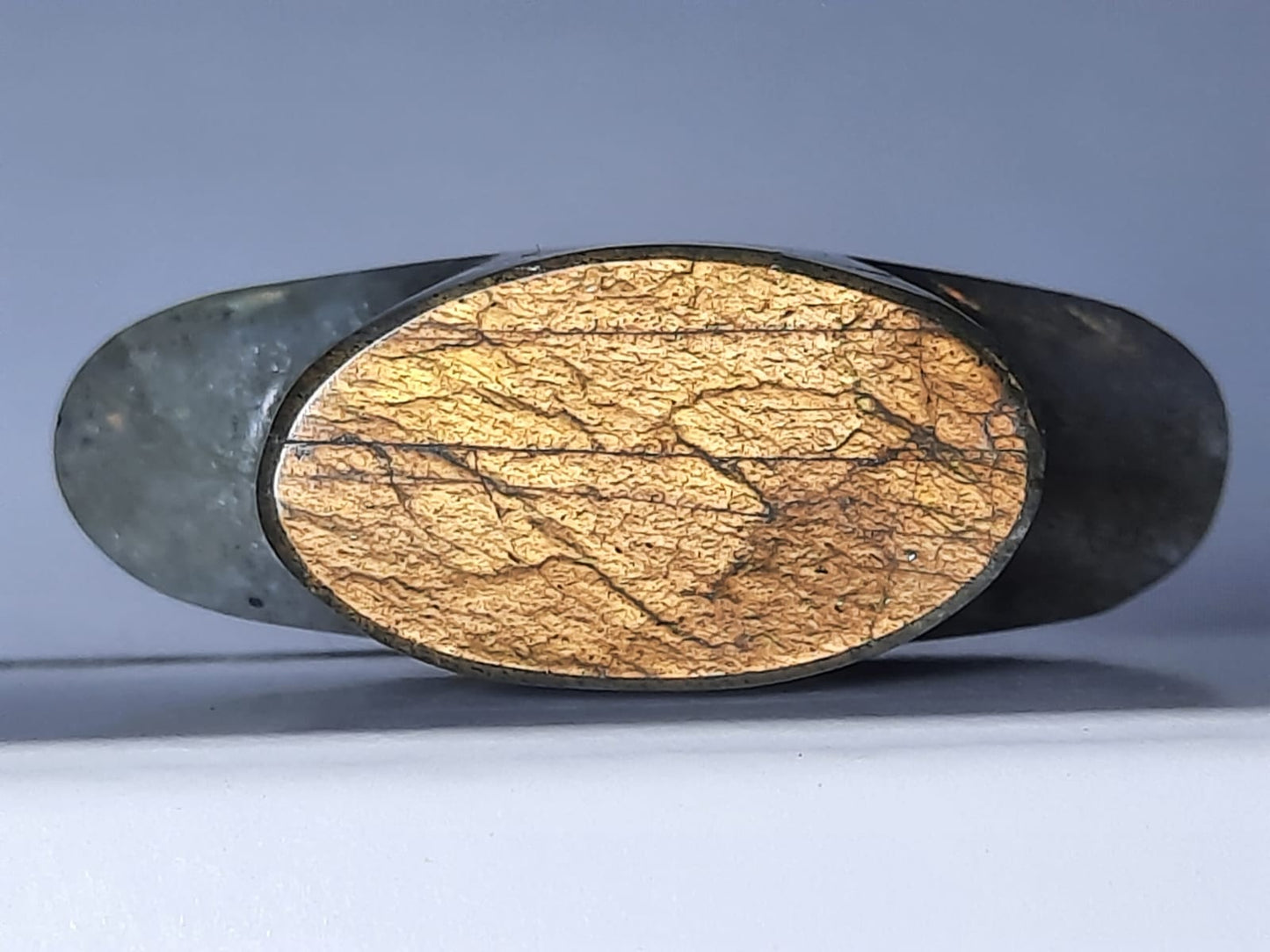 Golden labradorite oval bezote (big labret) - Order to manufacture