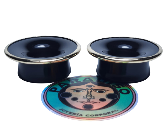 Orejeras mayas de delrin negro y bisel dorado exterior - Mandar a fabricar