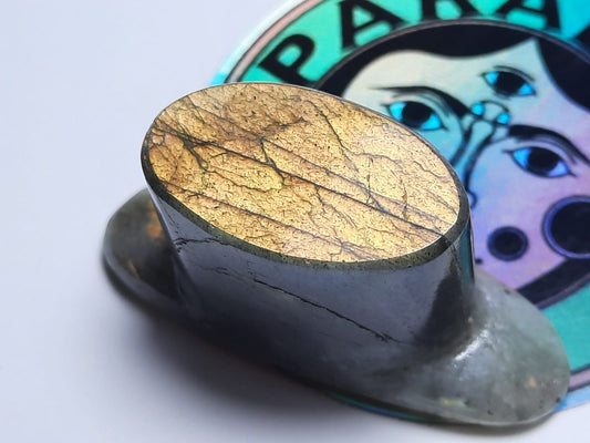 Golden labradorite oval bezote (big labret) - Order to manufacture
