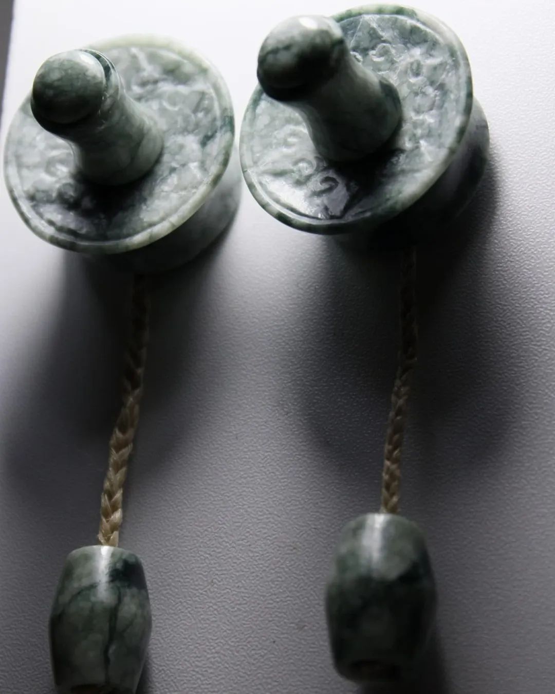 Orejeras mayas de jade de Guatemala - Mandar a fabricar