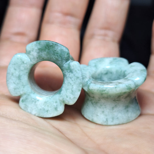 20mm flores de 4 petalos en jade de Guatemala - Listas para envío